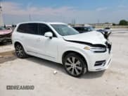 ✅ 2024 Volvo XC90 Plus Bright Theme • VIN: YV4062PE0R1219881 • Lot: 70377215. Wystawiony na Copart z przebiegiem Nie podano. Bezpłatny archiwum sprzedaży aukcyjnych z USA i szczegółowy raport historii pojazdu na DreamBid. Zdjęcie 4.