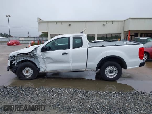 ✅ 2022 Ford Ranger XL • VIN: 1FTER1EH4NLD24199 • Lot: 43698777. Listed on IAAI with 11,547 mi. Free auction sales archive from the USA and detailed vehicle history report at DreamBid. Image 14.