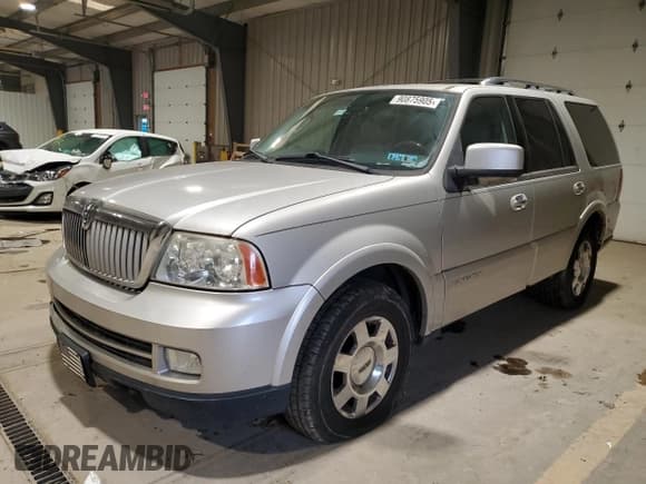 ✅ 2006 Lincoln Navigator Luxury • VIN: 5LMFU27526LJ11872 • Lot: 90875905. Wystawiony na Copart z przebiegiem 128 017 mil. Bezpłatny archiwum sprzedaży aukcyjnych z USA i szczegółowy raport historii pojazdu na DreamBid. Zdjęcie 1.