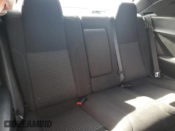 ✅ 2017 Dodge Challenger R/T • VIN: 2C3CDZBT7HH658939 • Лот: 84479995. Опубликован ранее на Copart с пробегом 70 689 миль. Бесплатный доступ к архиву аукционных продаж из США и подробный отчёт об истории автомобиля на DreamBid. Изображение 10.