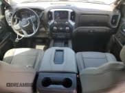 ✅ 2019 GMC Sierra 1500 SLT • VIN: 1GTP8DED9KZ246103 • Лот: 52908445. Опубликован ранее на Copart с пробегом 69 868 миль. Бесплатный доступ к архиву аукционных продаж из США и подробный отчёт об истории автомобиля на DreamBid. Изображение 8.