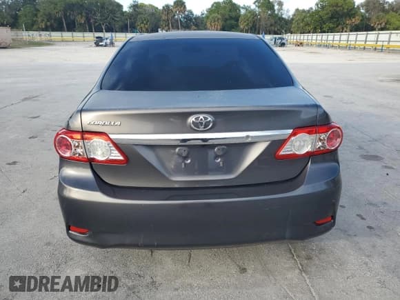 ✅ 2013 Toyota Corolla LE • VIN: JTDBU4EE2DJ114929 • Lot: 92064265. Wystawiony na Copart z przebiegiem 121 607 mil. Bezpłatny archiwum sprzedaży aukcyjnych z USA i szczegółowy raport historii pojazdu na DreamBid. Zdjęcie 6.