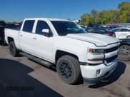 ✅ 2018 Chevrolet Silverado 1500 LT • VIN: 3GCUKREC7JG585191 • Lot: 43394559. Wystawiony na IAAI z przebiegiem 69 879 mil. Bezpłatny archiwum sprzedaży aukcyjnych z USA i szczegółowy raport historii pojazdu na DreamBid. Zdjęcie 1.