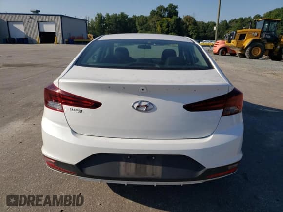 ✅ 2019 Hyundai Elantra SE • VIN: 5NPD74LF3KH490041 • Lot: 69196025. Listed on Copart with 94,807 mi. Free auction sales archive from the USA and detailed vehicle history report at DreamBid. Image 6.
