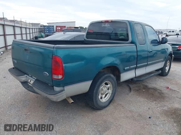 ✅ 1998 Ford F-150 • VIN: 1FTZX1768WKB54603 • Lot: 42726342. Listed on IAAI with 151,409 mi. Free auction sales archive from the USA and detailed vehicle history report at DreamBid. Image 4.
