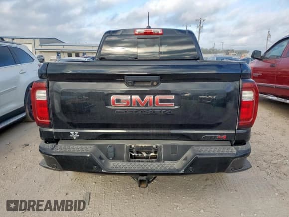 ✅ 2024 GMC Canyon 4WD AT4 • VIN: 1GTP6DEKXR1306287 • Lot: 82031475. Listed on Copart with 22,861 mi. Free auction sales archive from the USA and detailed vehicle history report at DreamBid. Image 6.