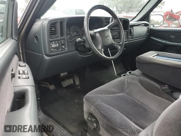 ✅ 2002 GMC Sierra 1500 SLE • VIN: 1GTEC14T22Z234775 • Lot: 41642435. Wystawiony na Copart z przebiegiem 208 238 mil. Bezpłatny archiwum sprzedaży aukcyjnych z USA i szczegółowy raport historii pojazdu na DreamBid. Zdjęcie 8.