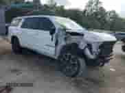 ✅ 2021 Chevrolet Suburban RST • VIN: 1GNSCEKDXMR353609 • Lot: 54239095. Wystawiony na Copart z przebiegiem 102 769 mil. Bezpłatny archiwum sprzedaży aukcyjnych z USA i szczegółowy raport historii pojazdu na DreamBid. Zdjęcie 4.