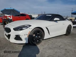 ✅ 2019 BMW Z4 sDrive30i • VIN: WBAHF3C52KWW42632 • Lot: 70956925. Listed on Copart with 50,834 mi. Free auction sales archive from the USA and detailed vehicle history report at DreamBid. Image 1.