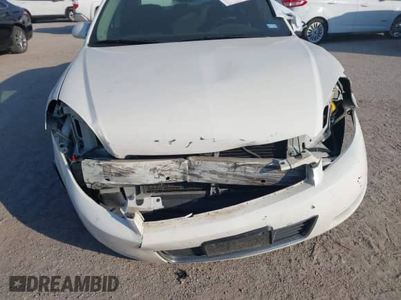 2008 Chevrolet Impala LS z VIN 2G1WB58KX89116307, wystawiony jako IAAI lot #42606611 z przebiegiem 251 682 mil mil oraz . Historia ofert i sprzedaży dostępna na DreamBid. Obrazek 6.