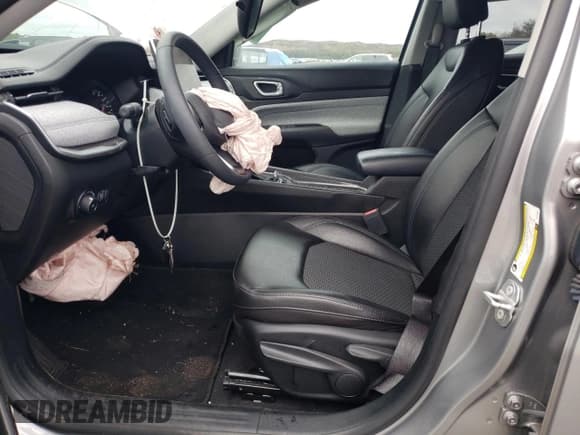 ✅ 2022 Jeep Compass Latitude • VIN: 3C4NJDBB6NT223887 • Lot: 86069525. Listed on Copart with 42,877 mi. Free auction sales archive from the USA and detailed vehicle history report at DreamBid. Image 7.