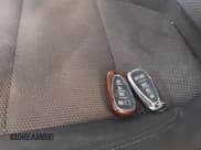 ✅ 2019 Chevrolet Traverse LT Cloth • VIN: 1GNERGKW2KJ123034 • Lot: 43498104. Wystawiony na IAAI z przebiegiem 155 224 mil. Bezpłatny archiwum sprzedaży aukcyjnych z USA i szczegółowy raport historii pojazdu na DreamBid. Zdjęcie 11.