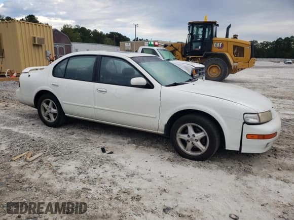 ✅ 1999 Nissan Maxima GXE • VIN: JN1CA21D2XT209629 • Lot: 73534574. Wystawiony na Copart z przebiegiem 325 314 mil. Bezpłatny archiwum sprzedaży aukcyjnych z USA i szczegółowy raport historii pojazdu na DreamBid. Zdjęcie 4.