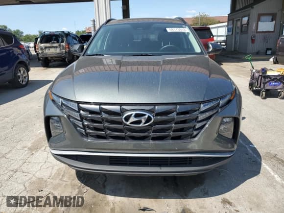 ✅ 2022 Hyundai Tucson SEL • VIN: 5NMJFCAE3NH065141 • Lot: 68173914. Wystawiony na Copart z przebiegiem 25 920 mil. Bezpłatny archiwum sprzedaży aukcyjnych z USA i szczegółowy raport historii pojazdu na DreamBid. Zdjęcie 5.