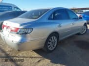 ✅ 2007 Hyundai Azera SE • VIN: KMHFC46F87A181658 • Lot: 43741439. Listed on IAAI with 233,811 mi. Free auction sales archive from the USA and detailed vehicle history report at DreamBid. Image 4.