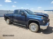 ✅ 2022 Chevrolet Silverado 2500HD Work Truck • VIN: 1GC5YLEY1NF249667 • Lot: 56693675. Wystawiony na Copart z przebiegiem 181 429 mil. Bezpłatny archiwum sprzedaży aukcyjnych z USA i szczegółowy raport historii pojazdu na DreamBid. Zdjęcie 4.