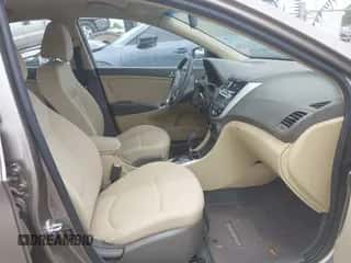 2012 Hyundai Accent GLS с VIN KMHCU4AE8CU240375, выставлен на аукционе IAAI как лот 42184903 с пробегом 116 785 миль миль и . История ставок и продаж доступна на DreamBid. Изображение 5.