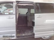 ✅ 2015 Dodge Grand Caravan SXT • VIN: 2C7WDGCGXFR703607 • Lot: 43024560. Wystawiony na IAAI z przebiegiem 67 064 mil. Bezpłatny archiwum sprzedaży aukcyjnych z USA i szczegółowy raport historii pojazdu na DreamBid. Zdjęcie 8.