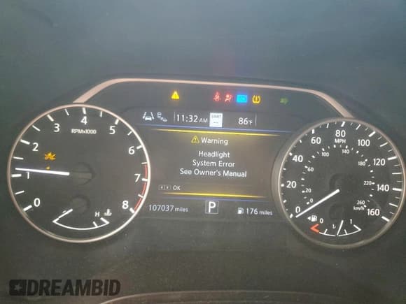 ✅ 2019 Nissan Maxima Platinum • VIN: 1N4AA6AV3KC374981 • Lot: 68926385. Wystawiony na Copart z przebiegiem 107 037 mil. Bezpłatny archiwum sprzedaży aukcyjnych z USA i szczegółowy raport historii pojazdu na DreamBid. Zdjęcie 9.