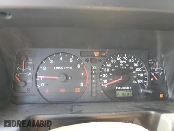 ✅ 2002 Isuzu Trooper S • VIN: JACDS58X527J08603 • Lot: 63357674. Listed on Copart with 218,282 mi. Free auction sales archive from the USA and detailed vehicle history report at DreamBid. Image 9.