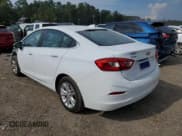 ✅ 2019 Chevrolet Cruze LT • VIN: 1G1BE5SM6K7106866 • Lot: 57073102. Listed on Copart with 61,432 mi. Free auction sales archive from the USA and detailed vehicle history report at DreamBid. Image 3.