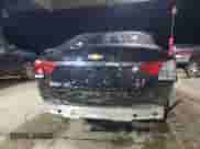 2019 Chevrolet Impala LS z VIN 1G11X5SA0KU105368, wystawiony jako Copart lot #80568034 z przebiegiem 87 831 mil mil oraz Szkoda całkowita • Salvage title. Historia ofert i sprzedaży dostępna na DreamBid. Obrazek 6.