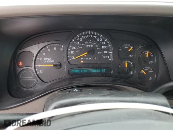 ✅ 2006 Chevrolet Silverado 1500 LT2 • VIN: 1GCEK19B16Z175582 • Лот: 54576735. Опубликован ранее на Copart с пробегом 282 876 миль. Бесплатный доступ к архиву аукционных продаж из США и подробный отчёт об истории автомобиля на DreamBid. Изображение 9.