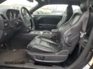 ✅ 2010 Dodge Challenger SE • VIN: 2B3CJ4DV7AH235470 • Lot: 81733034. Wystawiony na Copart z przebiegiem 216 842 mil. Bezpłatny archiwum sprzedaży aukcyjnych z USA i szczegółowy raport historii pojazdu na DreamBid. Zdjęcie 7.