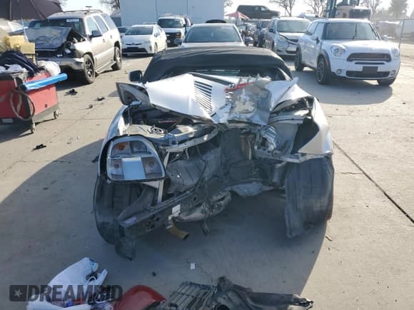 ✅ 2002 Toyota MR2 • VIN: JTDFR320620048426 • Lot: 88367235. Listed on Copart with 98,380 mi. Free auction sales archive from the USA and detailed vehicle history report at DreamBid. Image 6.