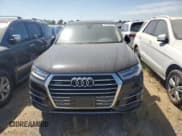 ✅ 2018 Audi Q7 Premium • VIN: WA1AHAF72JD021427 • Лот: 71916345. Опубликован ранее на Copart с пробегом 75 098 миль. Бесплатный доступ к архиву аукционных продаж из США и подробный отчёт об истории автомобиля на DreamBid. Изображение 5.