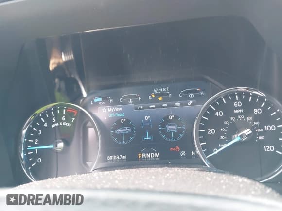 ✅ 2021 Ford Expedition Max XLT • VIN: 1FMJK1HT2MEA39793 • Lot: 41378661. Wystawiony na IAAI z przebiegiem 69 108 mil. Bezpłatny archiwum sprzedaży aukcyjnych z USA i szczegółowy raport historii pojazdu na DreamBid. Zdjęcie 7.