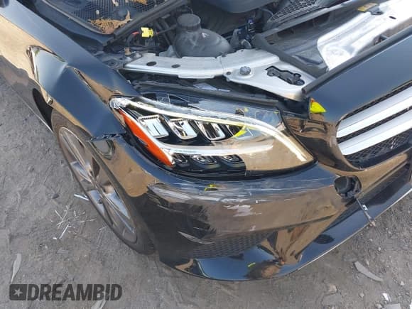 ✅ 2021 Mercedes-Benz C 300 • VIN: W1KWF8EB1MR612586 • Lot: 42677062. Wystawiony na IAAI z przebiegiem 35 240 mil. Bezpłatny archiwum sprzedaży aukcyjnych z USA i szczegółowy raport historii pojazdu na DreamBid. Zdjęcie 22.