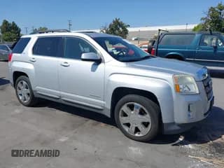 ✅ 2012 GMC Terrain SLT-1 • VIN: 2GKFLVE52C6256210 • Lot: 42499157. Wystawiony na IAAI z przebiegiem 129 942 mil. Bezpłatny archiwum sprzedaży aukcyjnych z USA i szczegółowy raport historii pojazdu na DreamBid. Zdjęcie 1.