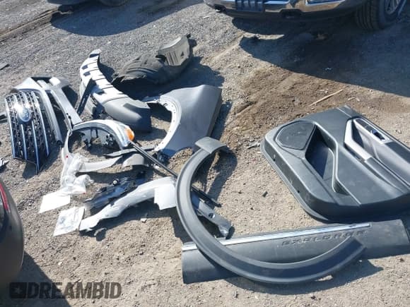 ✅ 2021 Ford Explorer XLT • VIN: 1FMSK8DH4MGA13408 • Lot: 41863457. Wystawiony na IAAI z przebiegiem 76 530 mil. Bezpłatny archiwum sprzedaży aukcyjnych z USA i szczegółowy raport historii pojazdu na DreamBid. Zdjęcie 12.