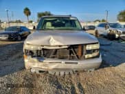 ✅ 2004 Chevrolet Tahoe LT • VIN: 1GNEK13Z54R205631 • Lot: 95181795. Wystawiony na Copart z przebiegiem 166 618 mil. Bezpłatny archiwum sprzedaży aukcyjnych z USA i szczegółowy raport historii pojazdu na DreamBid. Zdjęcie 5.