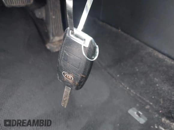 ✅ 2018 Kia Optima LX • VIN: 5XXGT4L3XJG256729 • Lot: 43780492. Listed on IAAI with 198,839 mi. Free auction sales archive from the USA and detailed vehicle history report at DreamBid. Image 11.