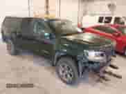 2015 Chevrolet Colorado 4WD Z71 z VIN 1GCGTCE33F1173802, wystawiony jako IAAI lot #43414823 z przebiegiem 177 350 mil mil oraz . Historia ofert i sprzedaży dostępna na DreamBid. Obrazek 1.