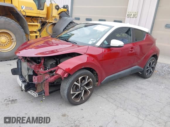 ✅ 2018 Toyota C-HR XLE Premium • VIN: NMTKHMBX4JR060590 • Lot: 43776518. Wystawiony na IAAI z przebiegiem 80 927 mil. Bezpłatny archiwum sprzedaży aukcyjnych z USA i szczegółowy raport historii pojazdu na DreamBid. Zdjęcie 2.