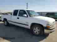 ✅ 2001 Chevrolet Silverado 1500 LT • VIN: 1GCEC19T11Z164659 • Lot: 73015124. Wystawiony na Copart z przebiegiem 244 191 mil mil. Skorzystaj z bezpłatnego archiwum sprzedaży aukcyjnych z USA i zobacz szczegółowy raport historii pojazdu na DreamBid. Zdjęcie 4.