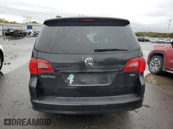 ✅ 2010 Volkswagen Routan SEL • VIN: 2V4RW5DX3AR435196 • Лот: 85744795. Опубликован ранее на Copart с пробегом Не указан. Бесплатный доступ к архиву аукционных продаж из США и подробный отчёт об истории автомобиля на DreamBid. Изображение 6.