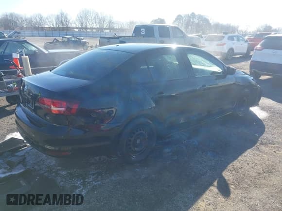 ✅ 2016 Volkswagen Jetta S • VIN: 3VW167AJ4GM242457 • Lot: 41401283. Listed on IAAI with 80,372 mi. Free auction sales archive from the USA and detailed vehicle history report at DreamBid. Image 4.