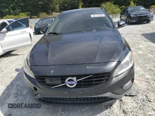 ✅ 2018 Volvo V60 Dynamic • VIN: YV140MELXJ2389290 • Лот: 82173635. Опубликован ранее на Copart с пробегом 180 583 миль. Бесплатный доступ к архиву аукционных продаж из США и подробный отчёт об истории автомобиля на DreamBid. Изображение 5.