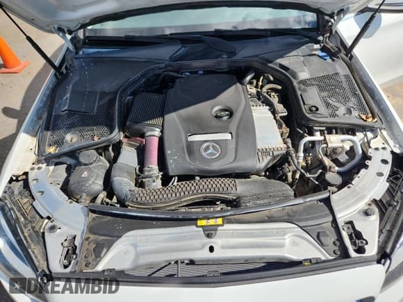 ✅ 2018 Mercedes-Benz C 300 • VIN: 55SWF4JB1JU252860 • Lot: 86508485. Listed on Copart with 71,446 mi. Free auction sales archive from the USA and detailed vehicle history report at DreamBid. Image 11.