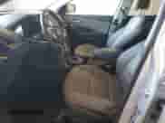 2014 Hyundai Santa Fe с VIN 5XYZU3LB5EG215031, выставлен на аукционе Copart как лот 82660085 с пробегом 140 469 миль миль и Чистый • Clean title. История ставок и продаж доступна на DreamBid. Изображение 7.