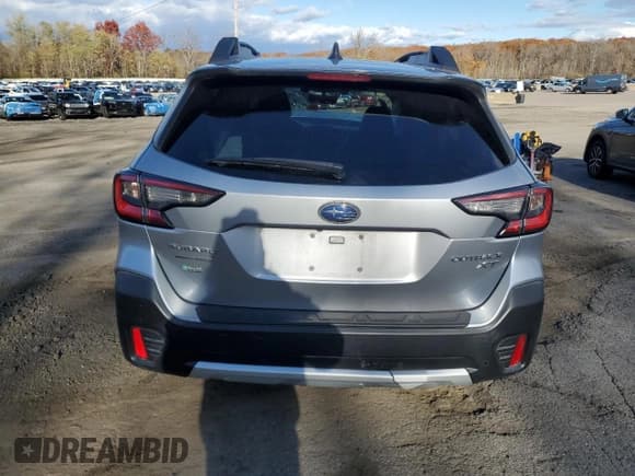 ✅ 2021 Subaru Outback Limited XT • VIN: 4S4BTGND2M3157517 • Lot: 91574025. Listed on Copart with 58,662 mi. Free auction sales archive from the USA and detailed vehicle history report at DreamBid. Image 6.