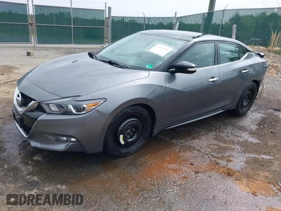 ✅ 2017 Nissan Maxima SR • VIN: 1N4AA6AP9HC439777 • Lot: 42102836. Listed on IAAI with 82,396 mi. Free auction sales archive from the USA and detailed vehicle history report at DreamBid. Image 18.
