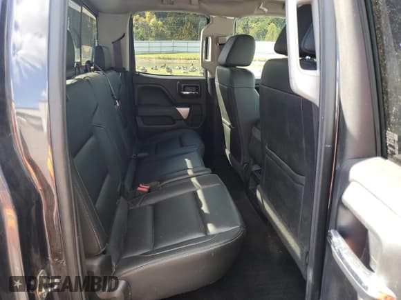 ✅ 2016 Chevrolet Silverado 1500 LT • VIN: 1GCVKREC2GZ102929 • Lot: 85561805. Listed on Copart with 137,510 mi. Free auction sales archive from the USA and detailed vehicle history report at DreamBid. Image 10.