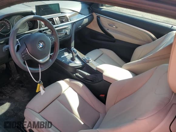 ✅ 2014 BMW 4 Series 428i xDrive • VIN: WBA3N5C59EK197374 • Lot: 71233395. Listed on Copart with 37,067 mi. Free auction sales archive from the USA and detailed vehicle history report at DreamBid. Image 8.