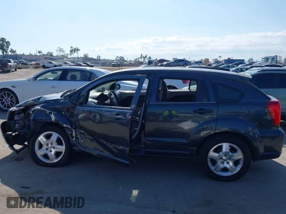 2007 Dodge Caliber SXT с VIN 1B3HB48B77D408669, выставлен на аукционе IAAI как лот 43176283 с пробегом Не указан миль и . История ставок и продаж доступна на DreamBid. Изображение 14.