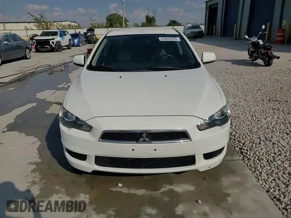 ✅ 2013 Mitsubishi Lancer ES • VIN: JA32U2FU2DU002283 • Lot: 84889295. Wystawiony na Copart z przebiegiem 68 508 mil. Bezpłatny archiwum sprzedaży aukcyjnych z USA i szczegółowy raport historii pojazdu na DreamBid. Zdjęcie 13.